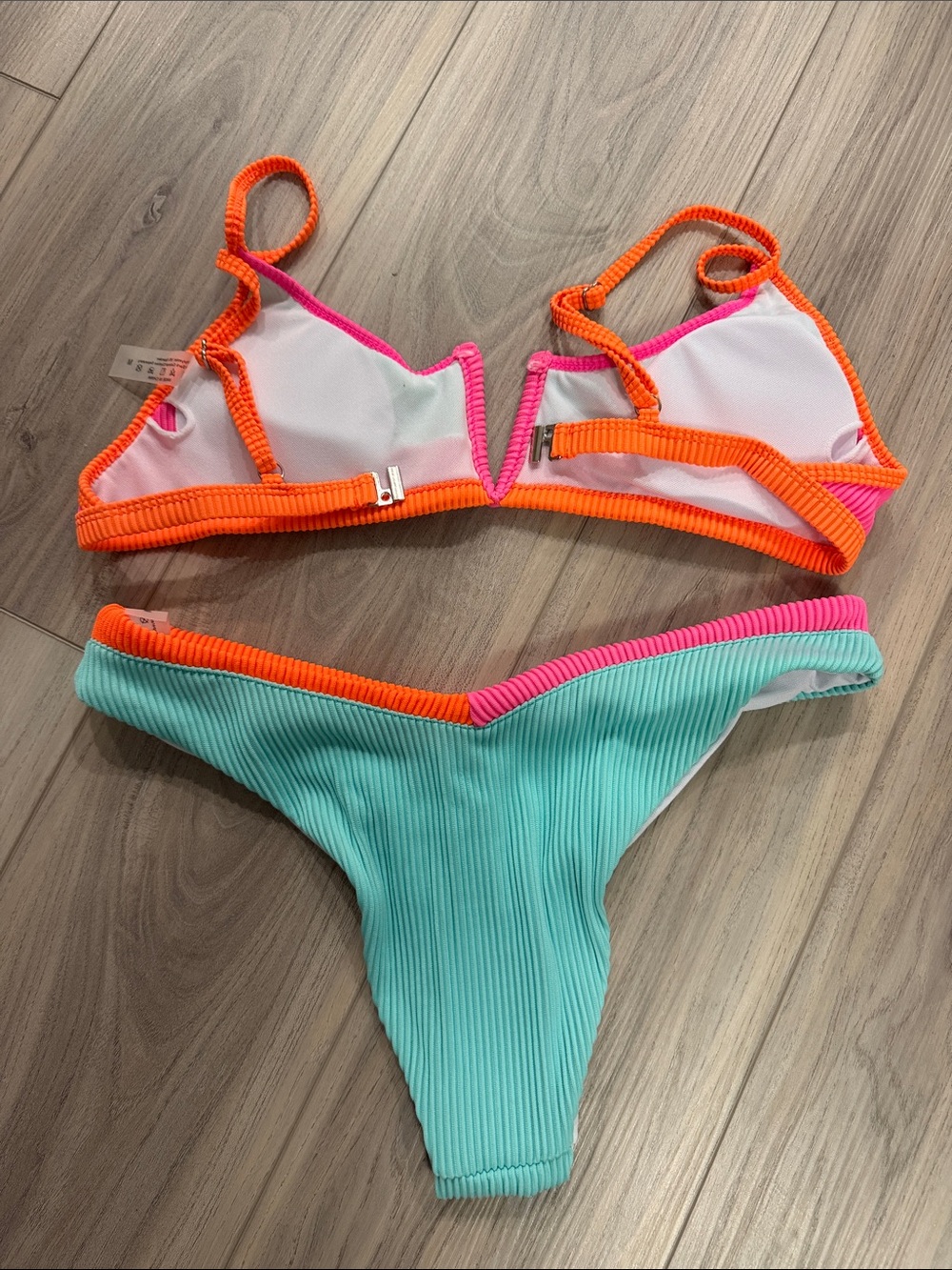 Women’s Colorblock Ribbed Bikini Set - Picture 3 of 3